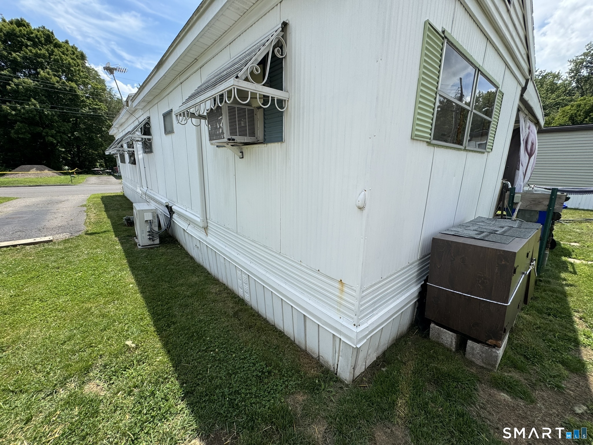 18 Rivermead Boulevard East Hartford CT 06118