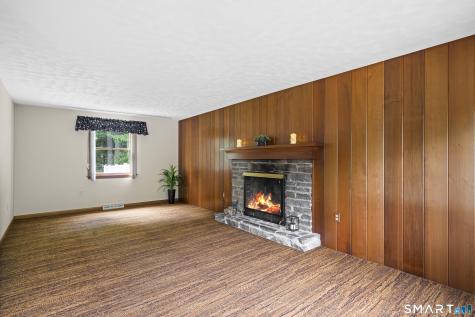 6 Cartier Road Enfield CT 06082