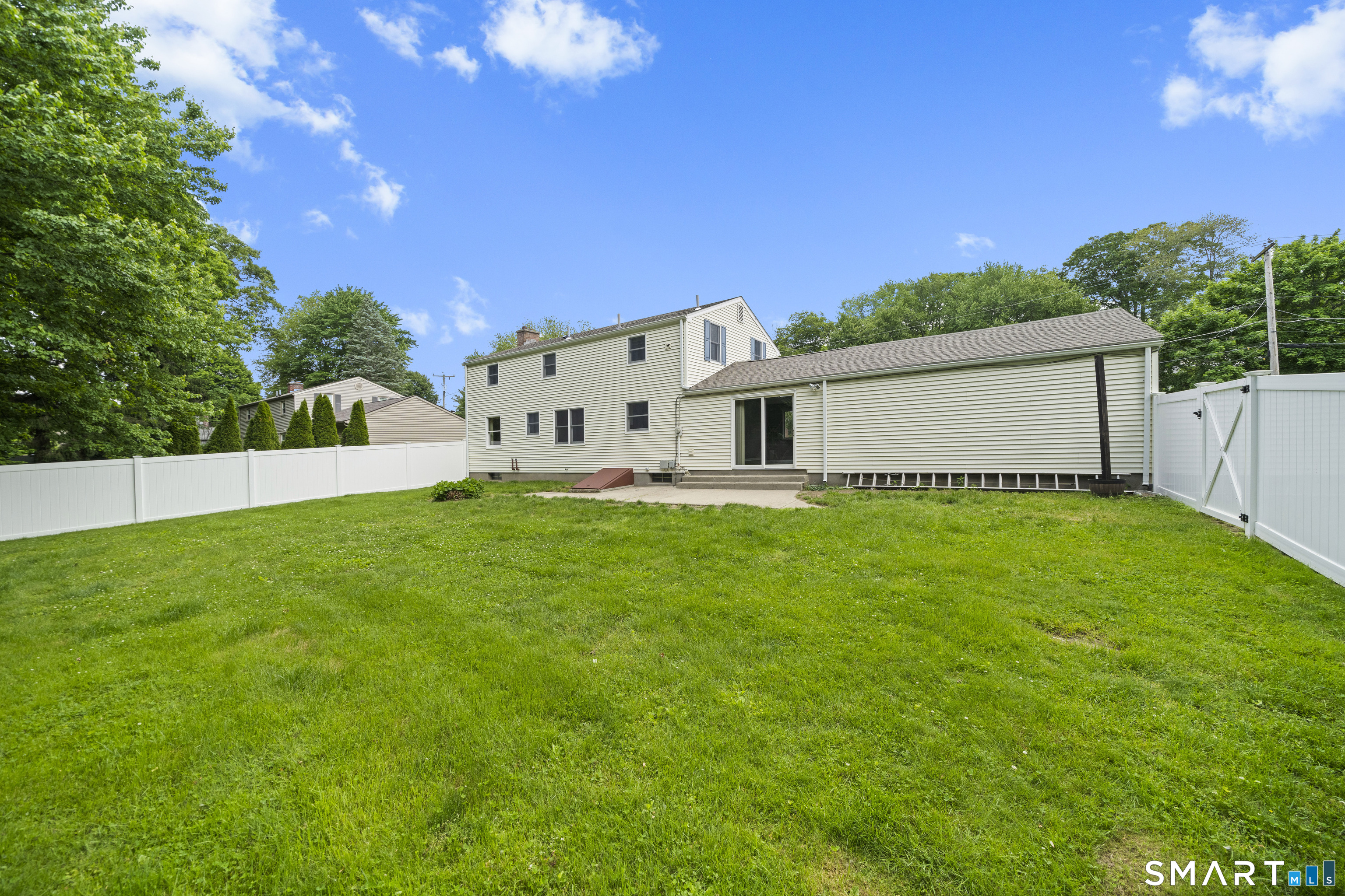 6 Cartier Road Enfield CT 06082