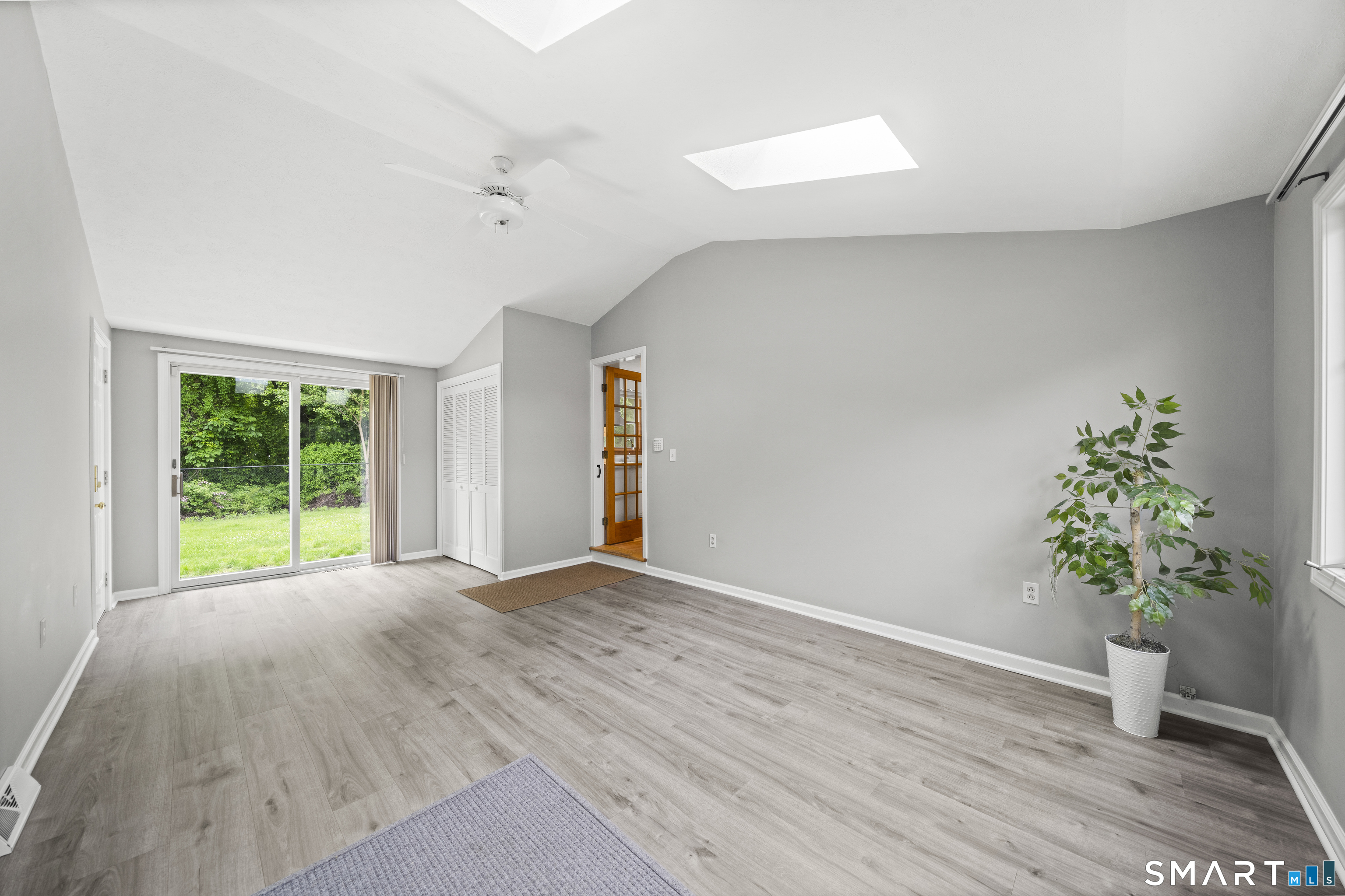 6 Cartier Road Enfield CT 06082