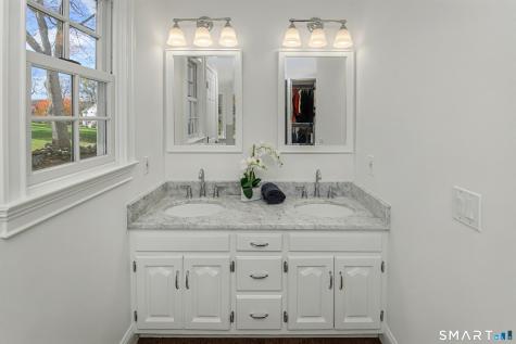 15 Schoolhouse Place Ridgefield CT 06877