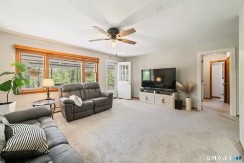 16 Colony St Extension Seymour CT 06483