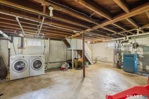 810 Huntington Turnpike Bridgeport CT 06610