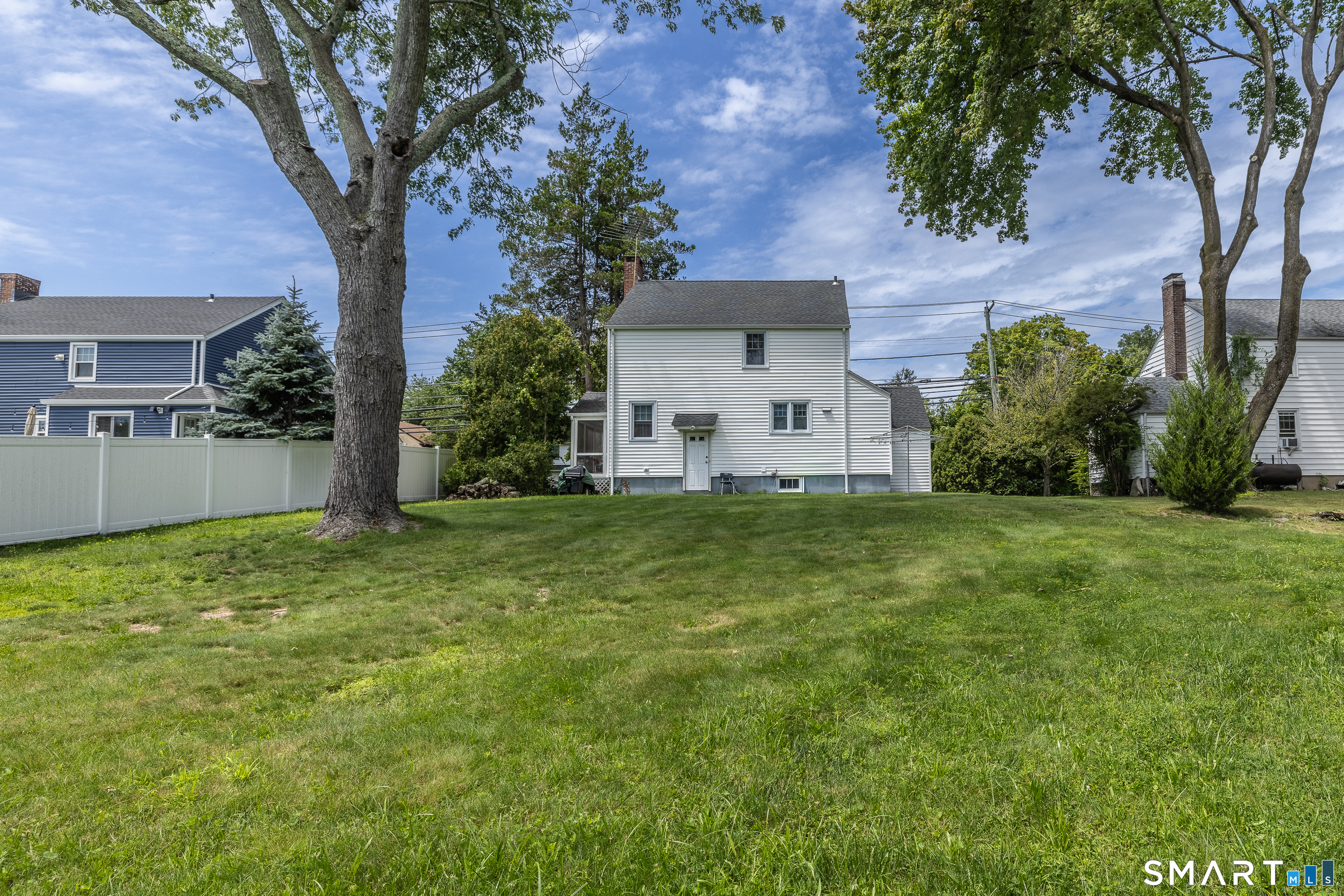 810 Huntington Turnpike Bridgeport CT 06610