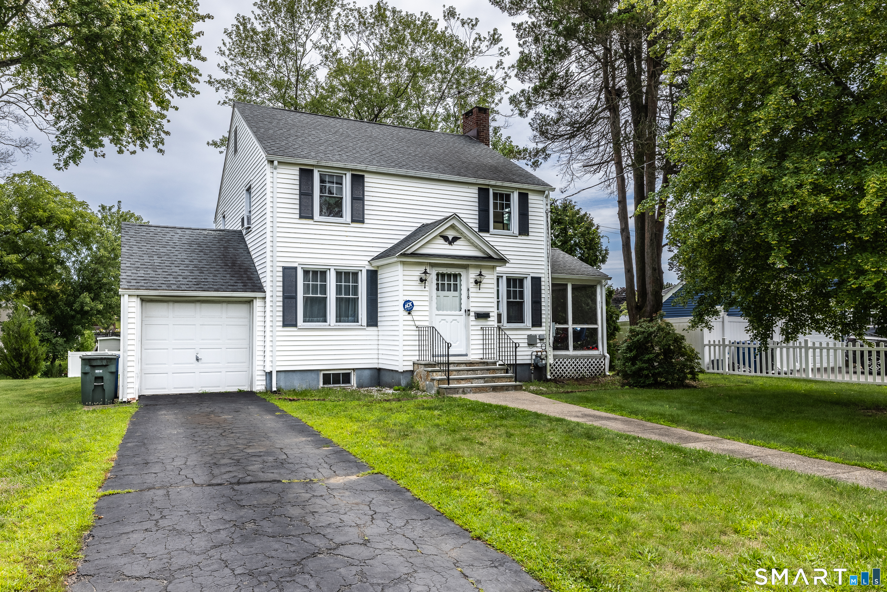 810 Huntington Turnpike Bridgeport CT 06610