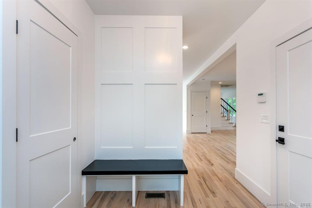 4 Vona Way Newtown CT 06470