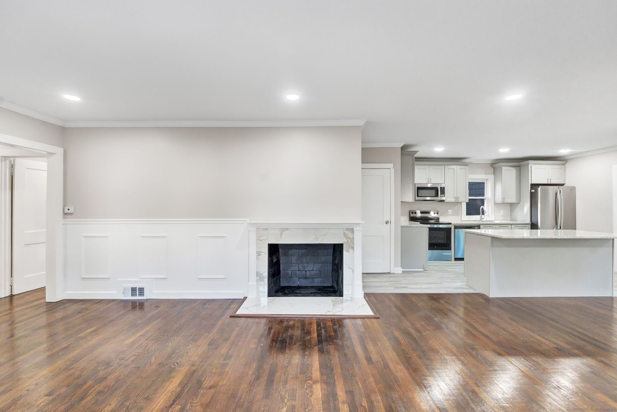 15 Capewell Drive Bloomfield CT 06002