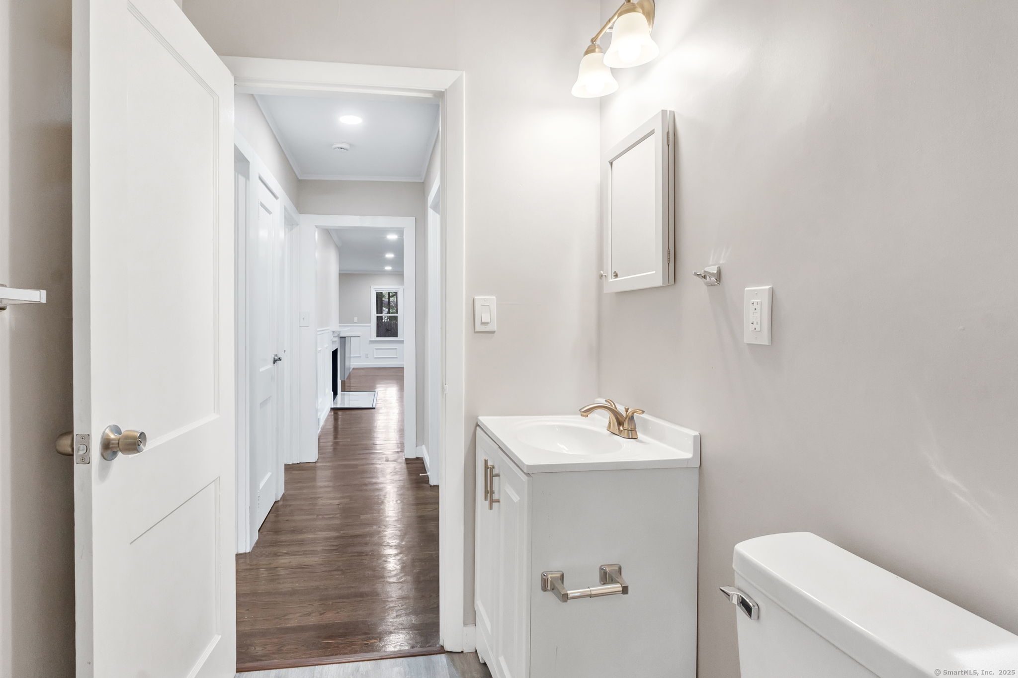 15 Capewell Drive Bloomfield CT 06002