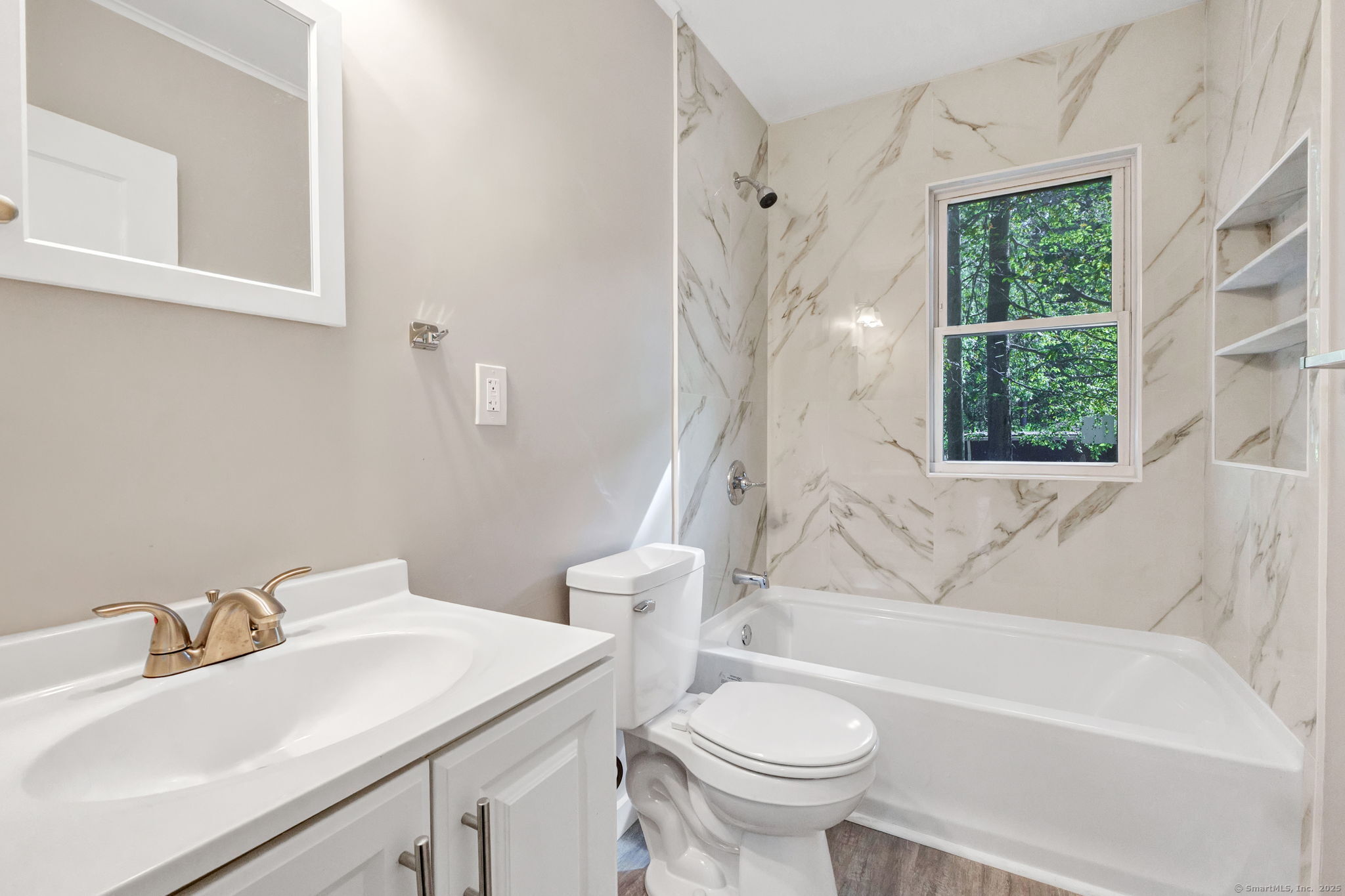 15 Capewell Drive Bloomfield CT 06002