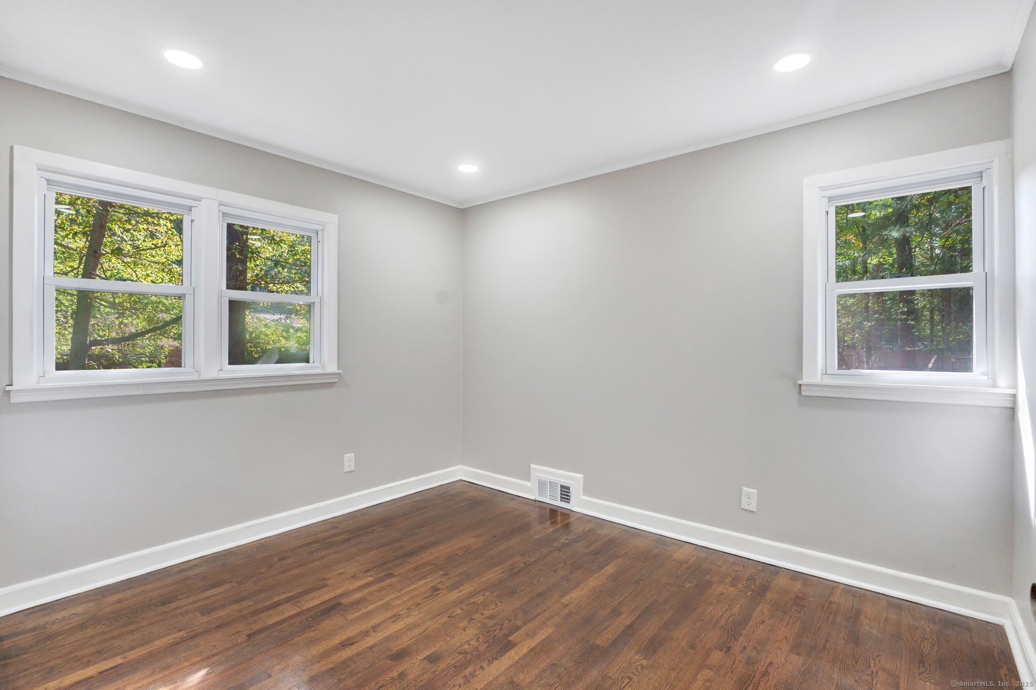 15 Capewell Drive Bloomfield CT 06002