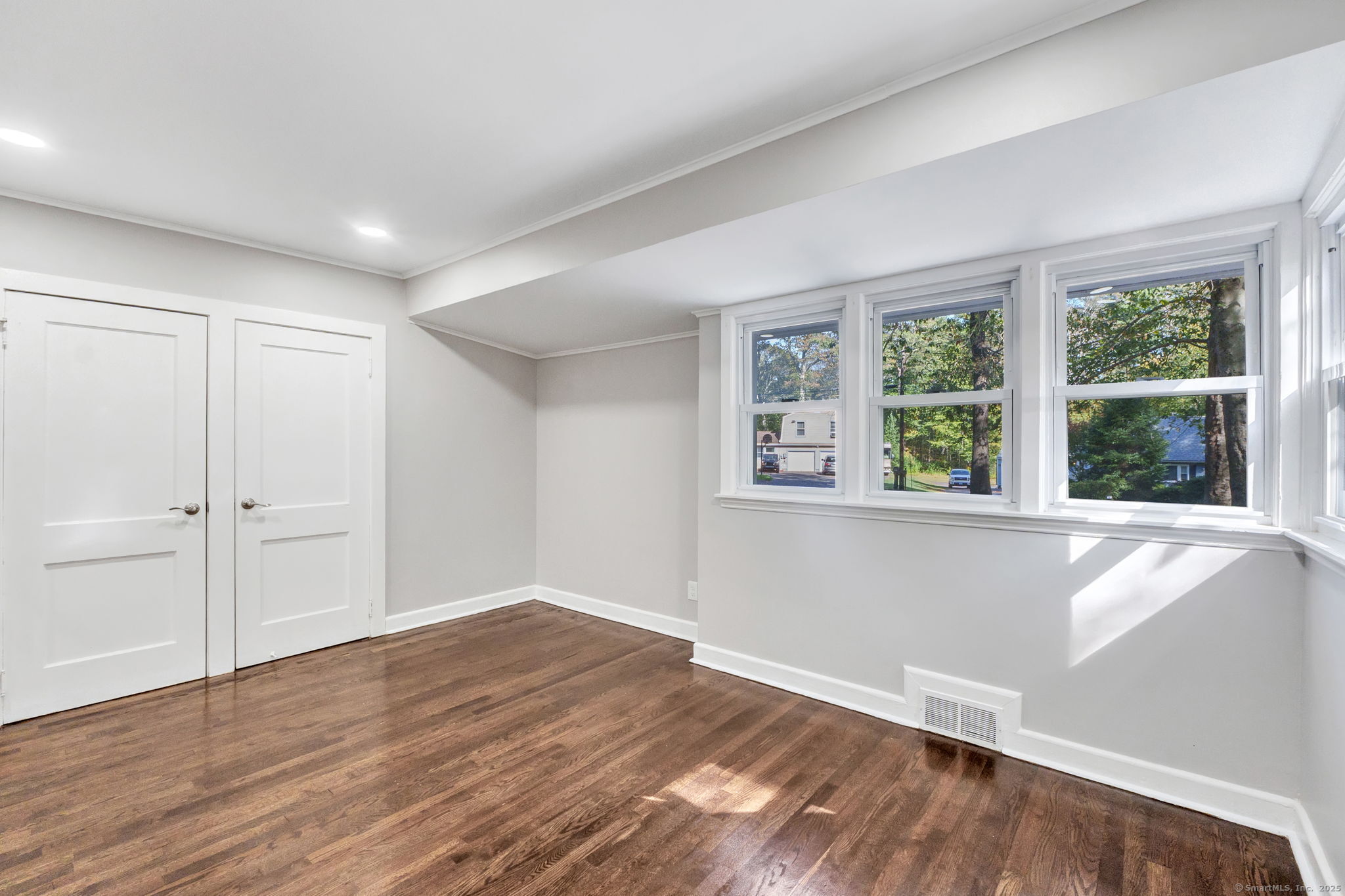 15 Capewell Drive Bloomfield CT 06002