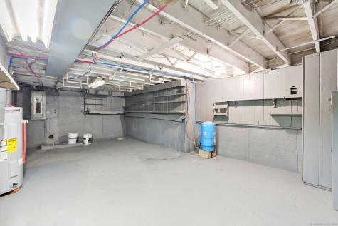 15 Capewell Drive Bloomfield CT 06002