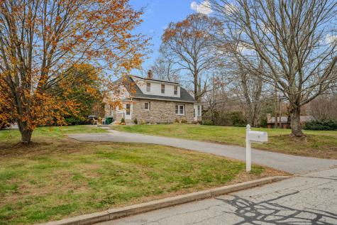 1 East Lake Drive Waterford CT 06375