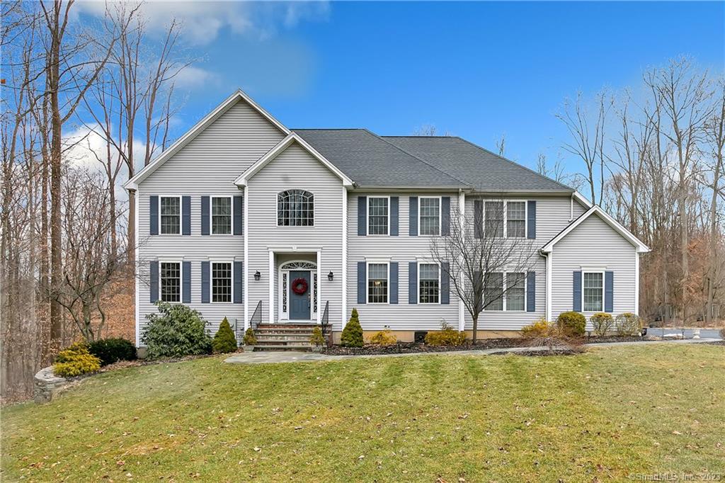18 Frans Way Shelton CT 06484