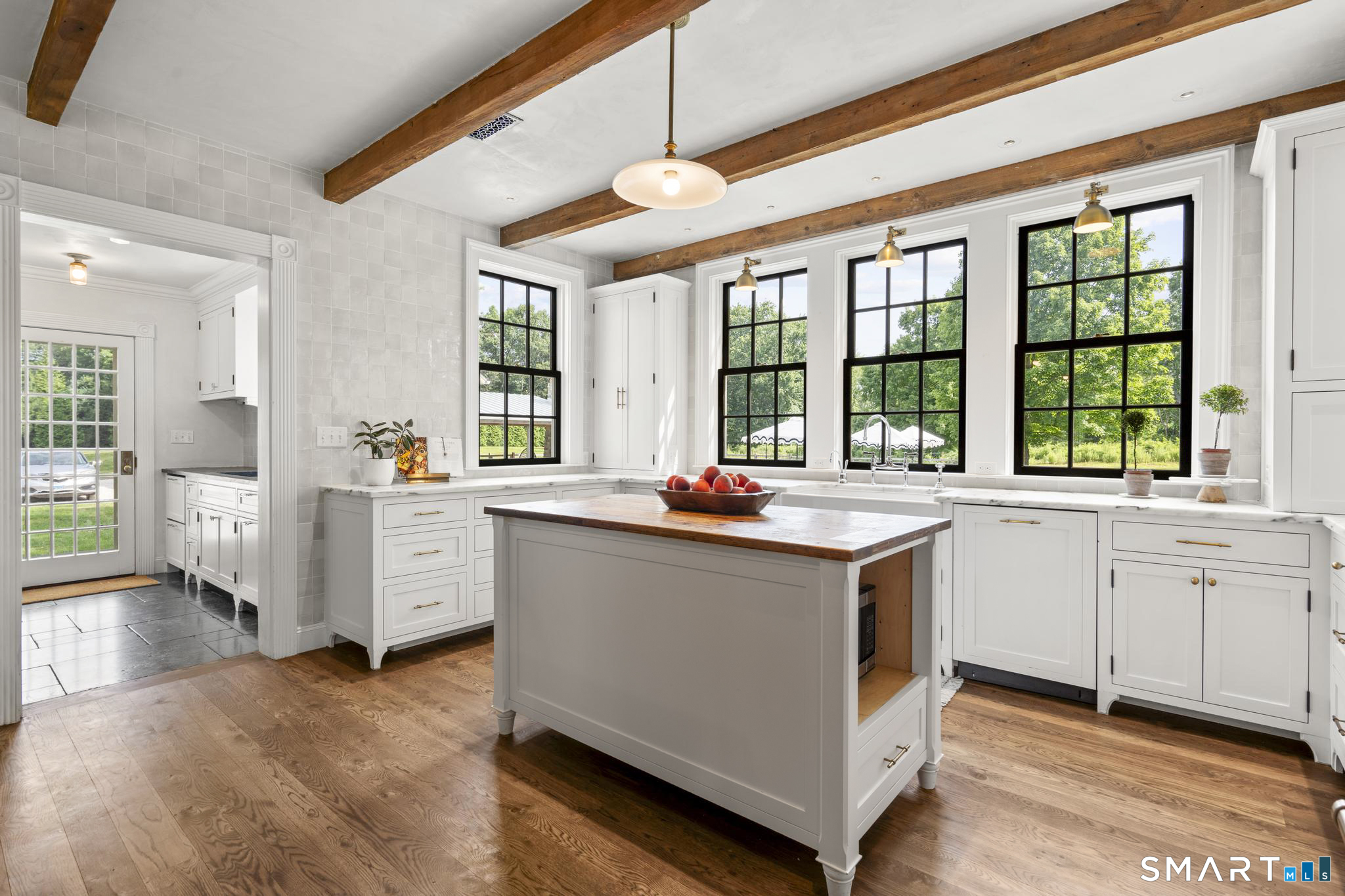 98 Banks Place Fairfield CT 06890