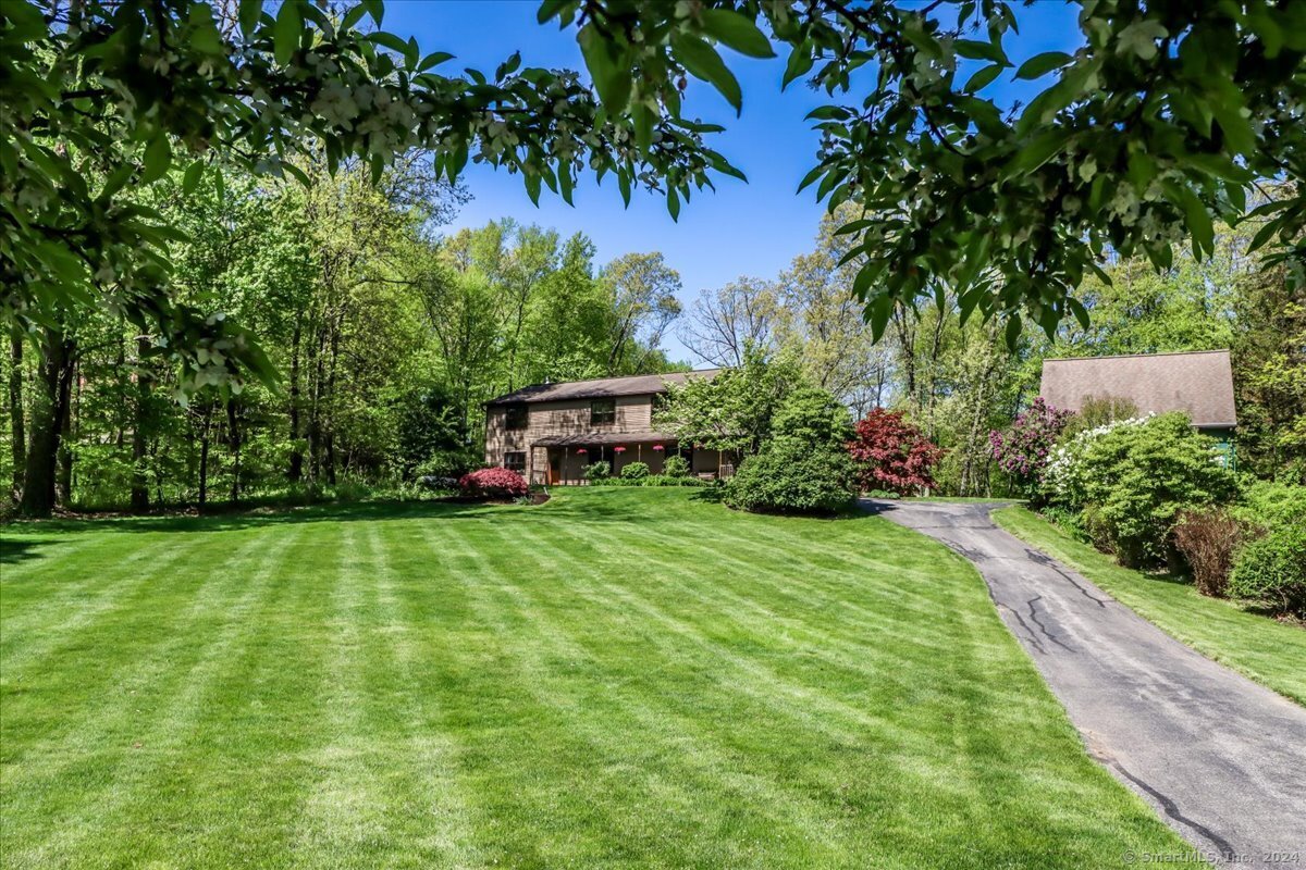 10 Fox Run New Milford CT 06776