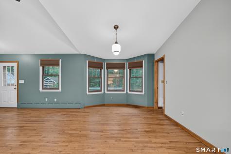 42 Ezra Street North Haven CT 06473