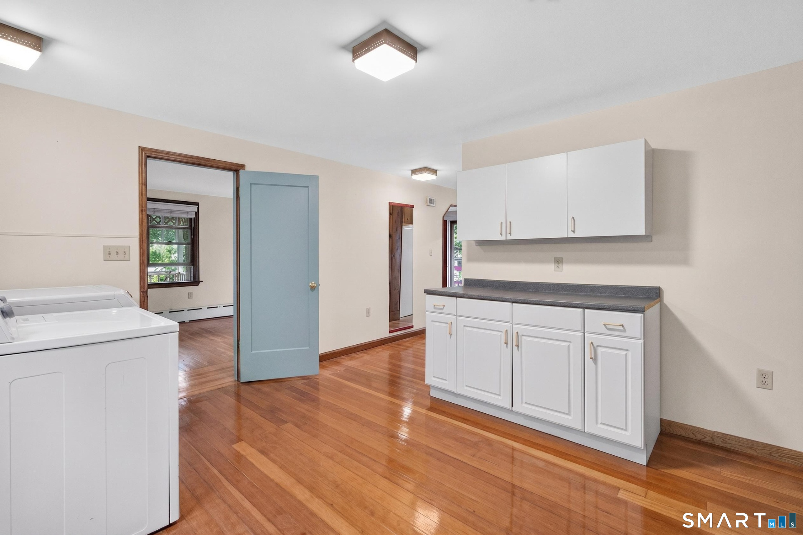 42 Ezra Street North Haven CT 06473