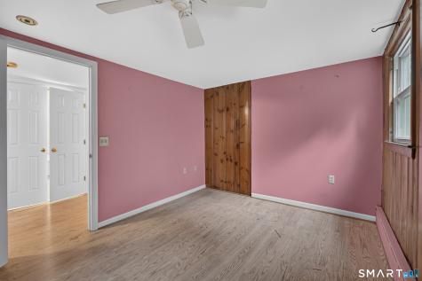 42 Ezra Street North Haven CT 06473