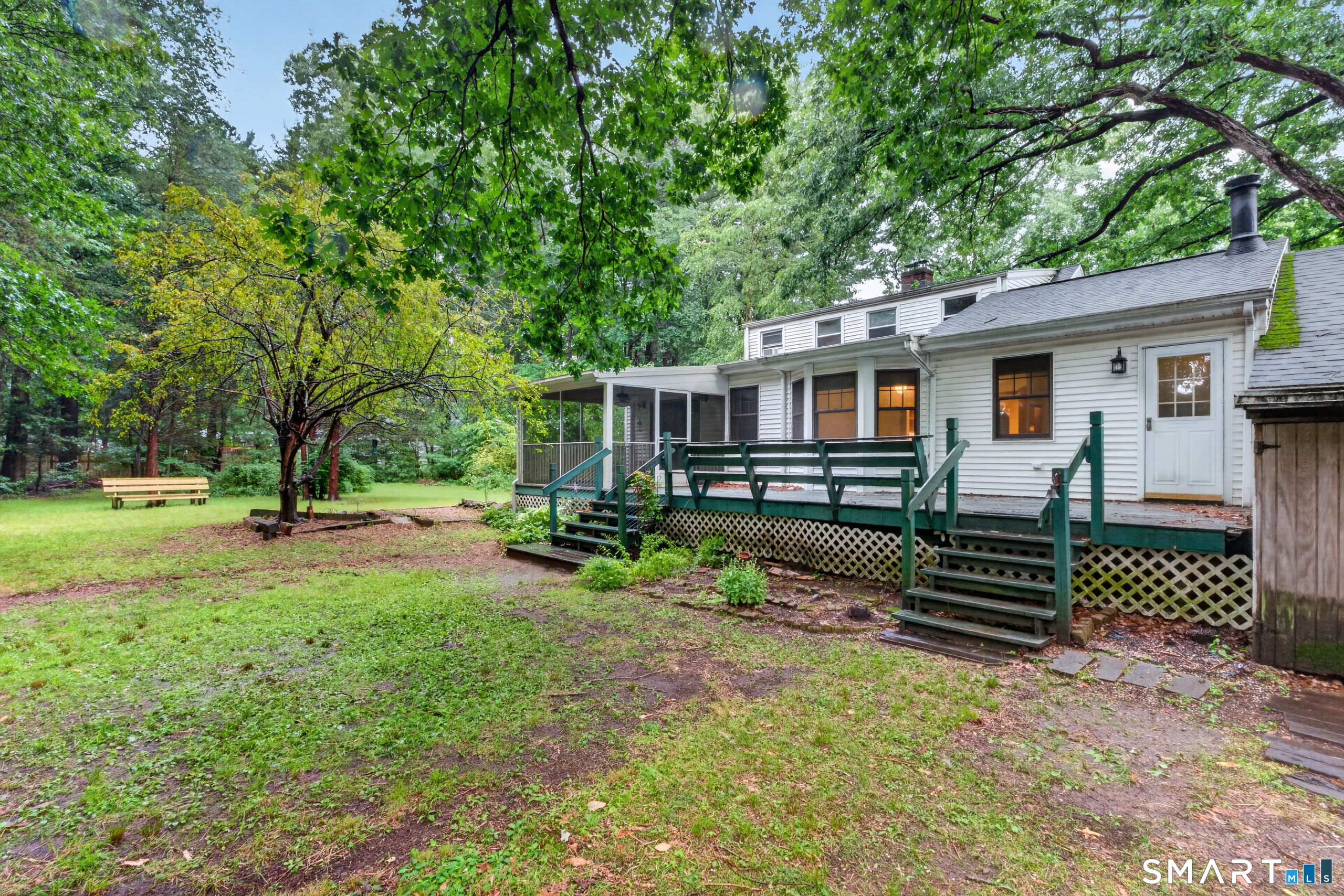 42 Ezra Street North Haven CT 06473