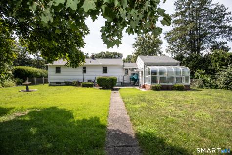 15 Goodwill Road North Haven CT 06473