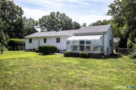 15 Goodwill Road North Haven CT 06473