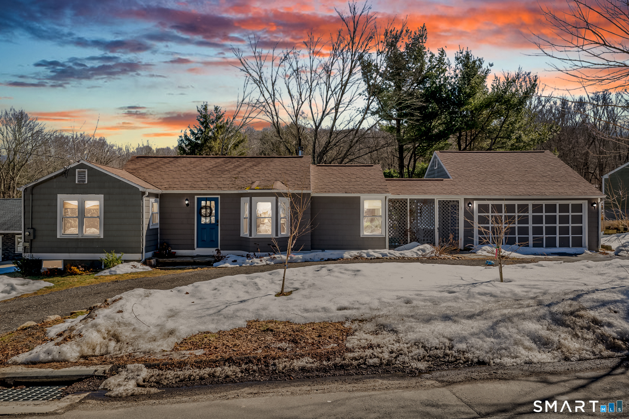 932 Litchfield Turnpike Bethany CT 06524