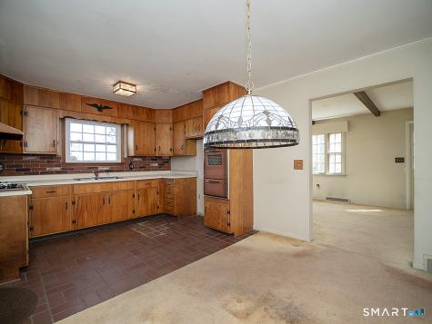 18 Kimberly Circle North Haven CT 06473