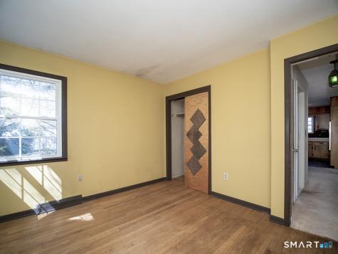 18 Kimberly Circle North Haven CT 06473