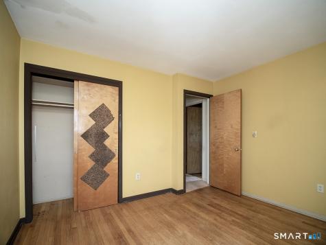 18 Kimberly Circle North Haven CT 06473