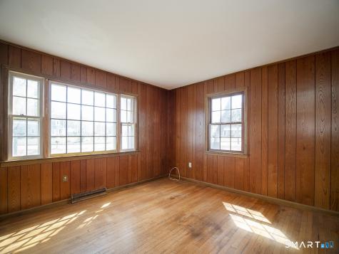 18 Kimberly Circle North Haven CT 06473