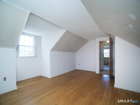 18 Kimberly Circle North Haven CT 06473