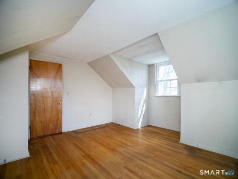 18 Kimberly Circle North Haven CT 06473