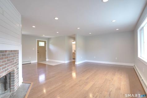 17 Wauregan Road Canterbury CT 06331