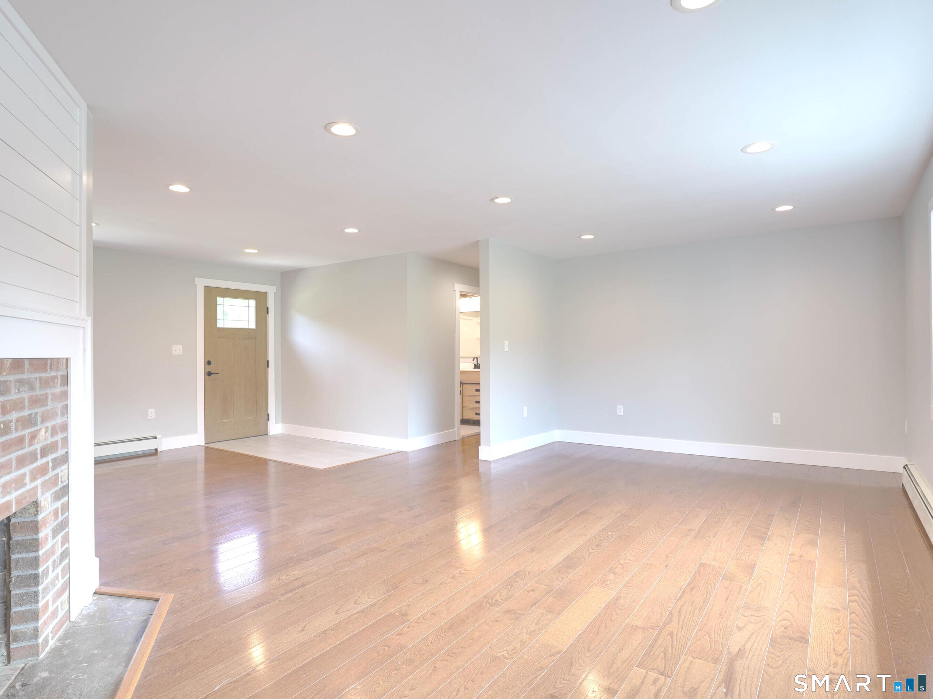 17 Wauregan Road Canterbury CT 06331