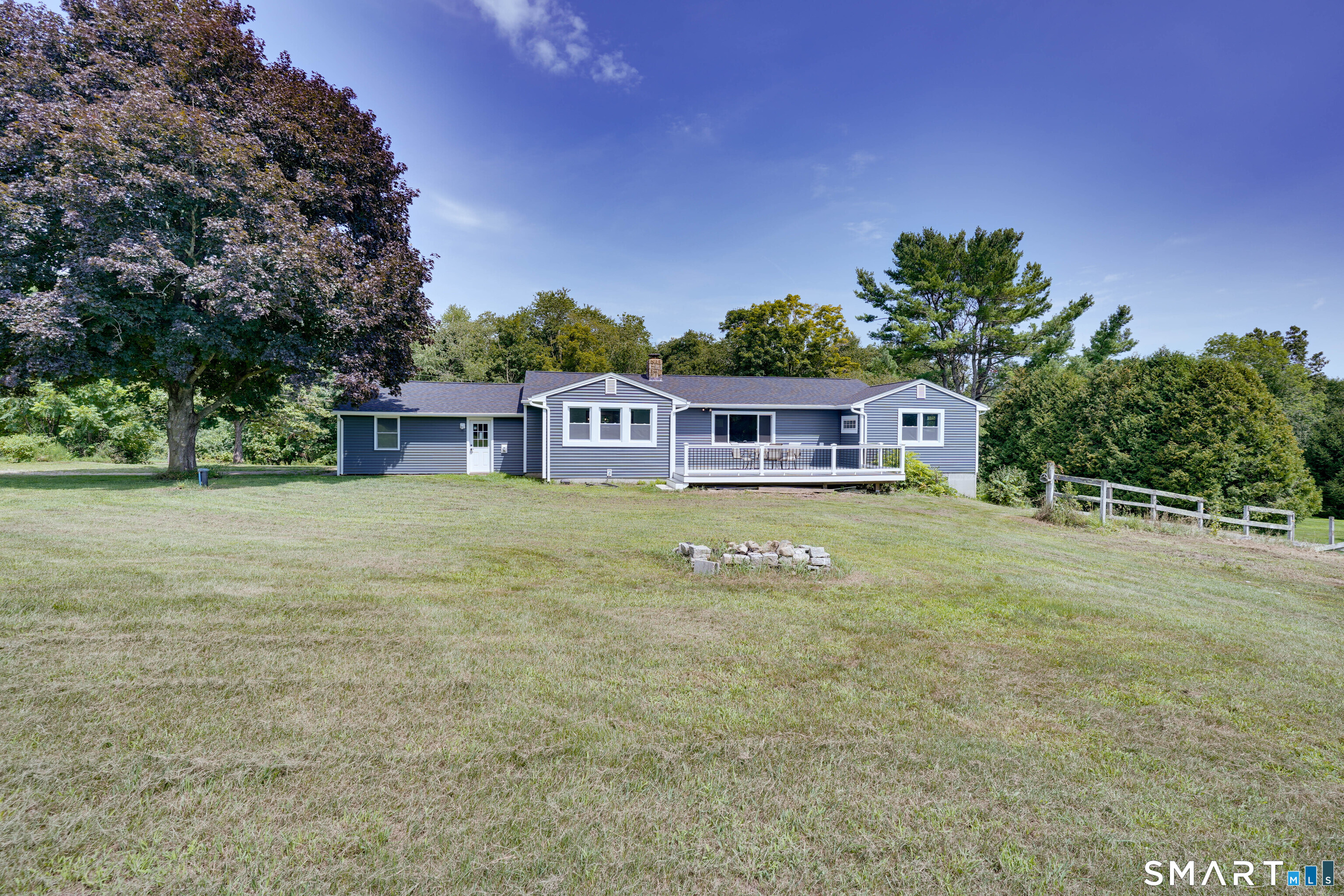 17 Wauregan Road Canterbury CT 06331