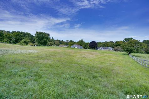 17 Wauregan Road Canterbury CT 06331