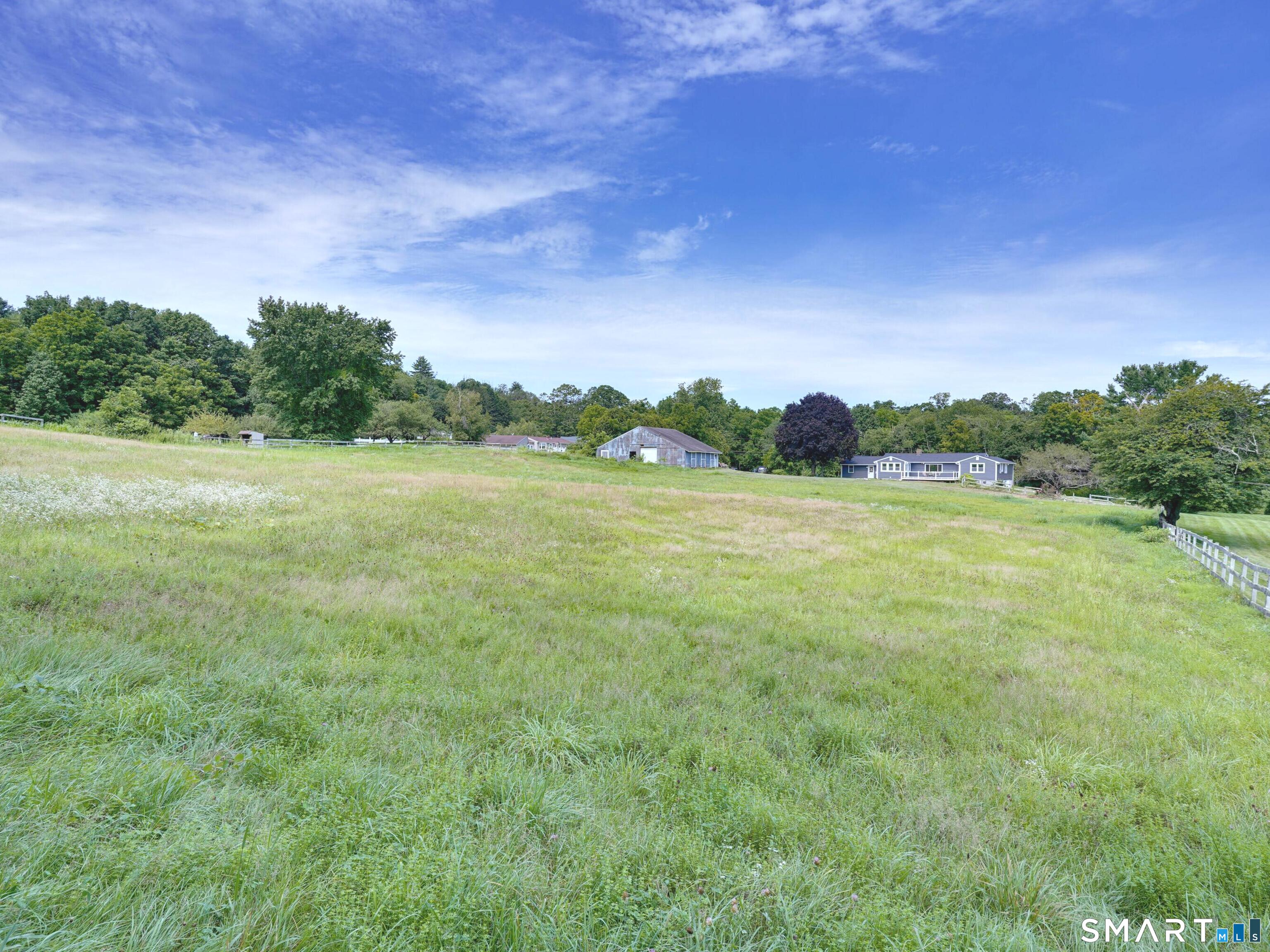 17 Wauregan Road Canterbury CT 06331