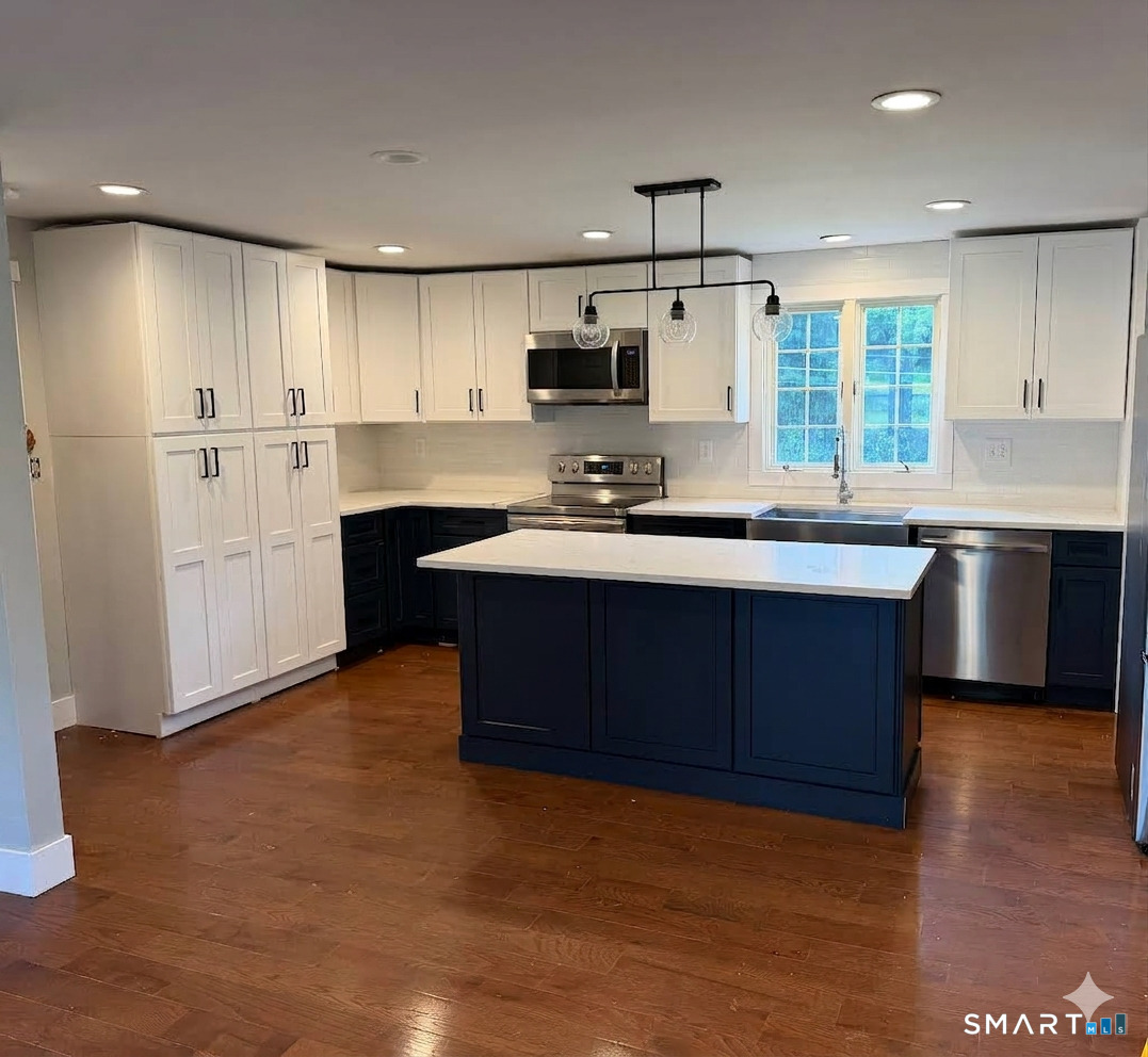 17 Wauregan Road Canterbury CT 06331