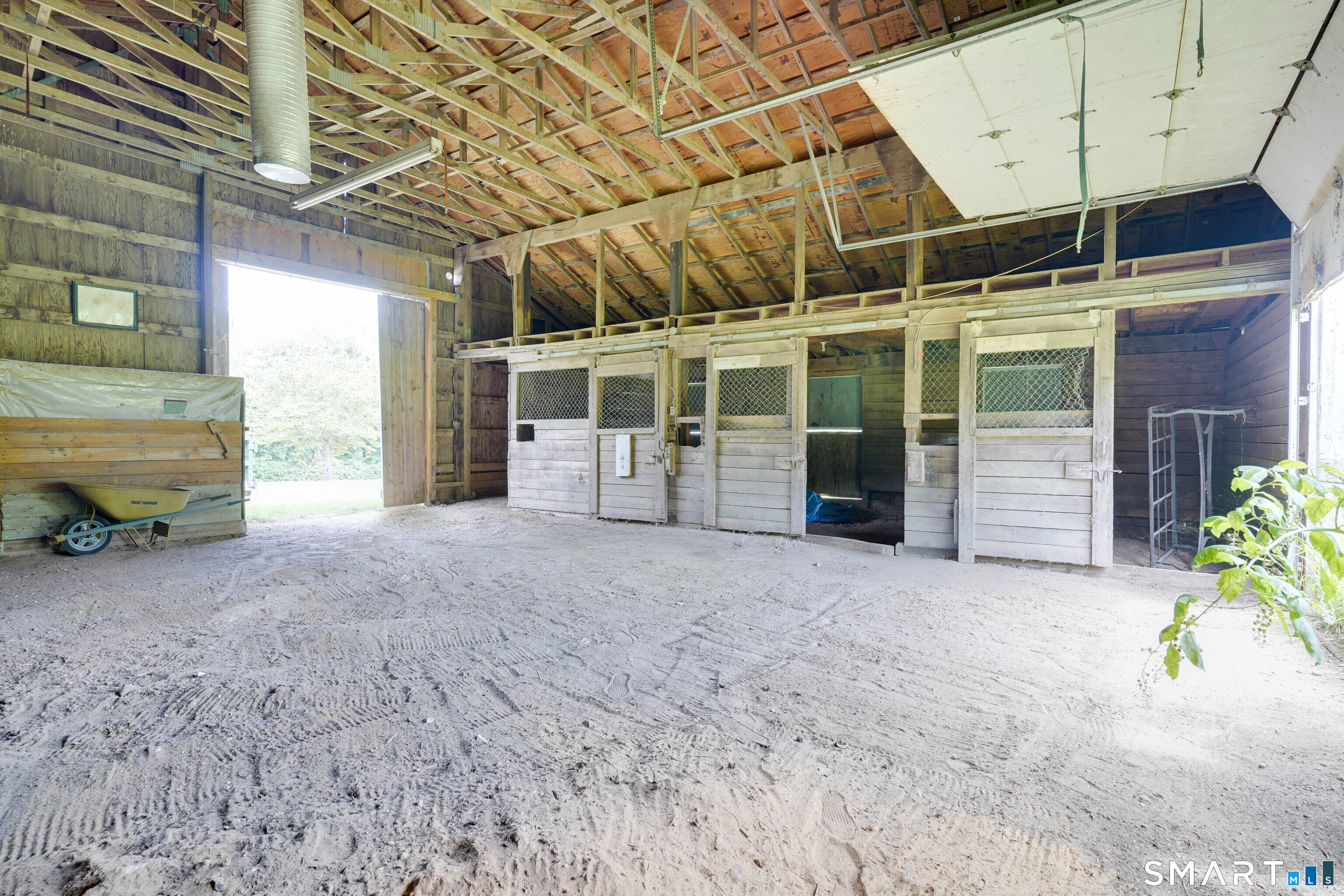 17 Wauregan Road Canterbury CT 06331