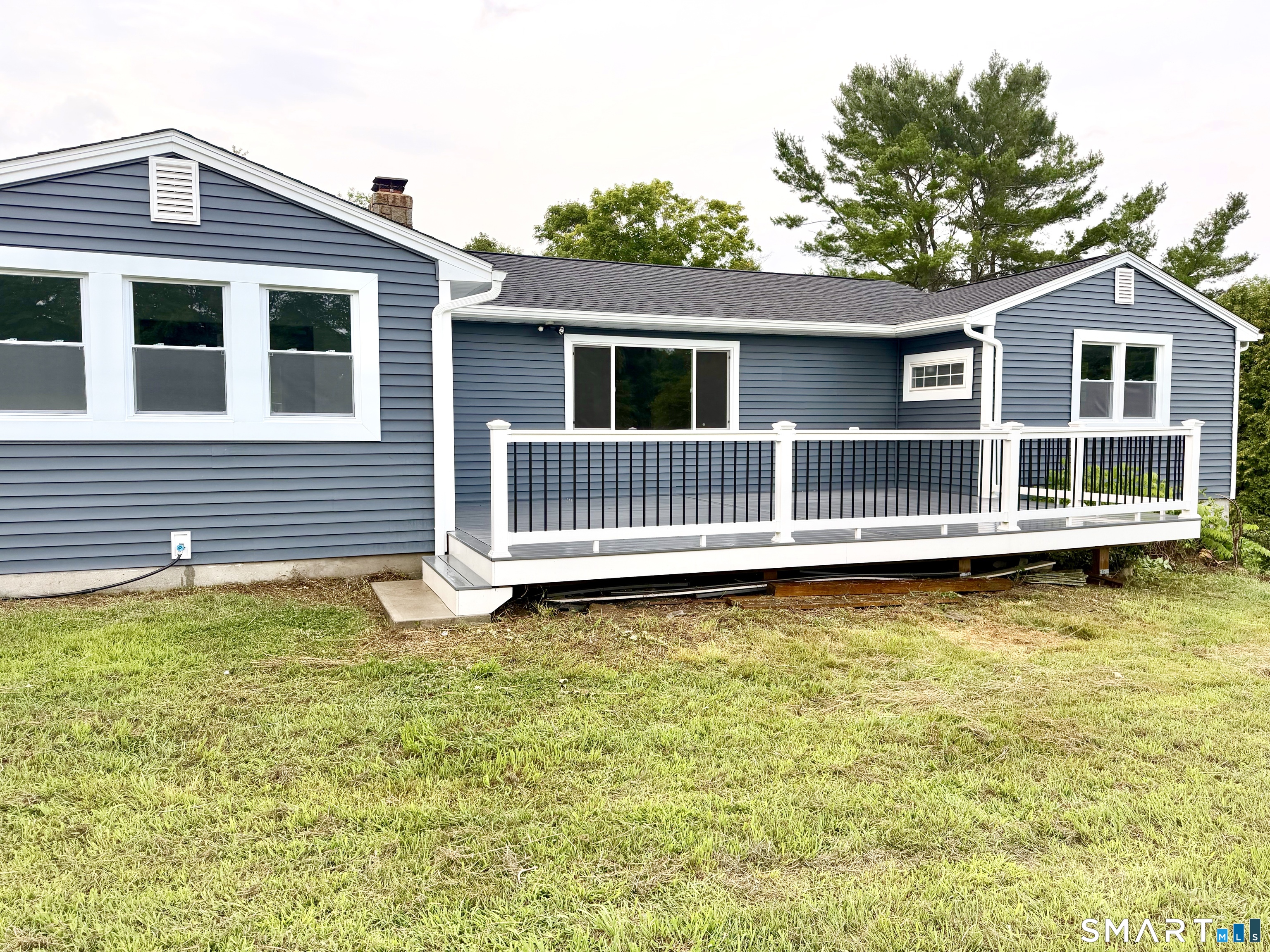 17 Wauregan Road Canterbury CT 06331