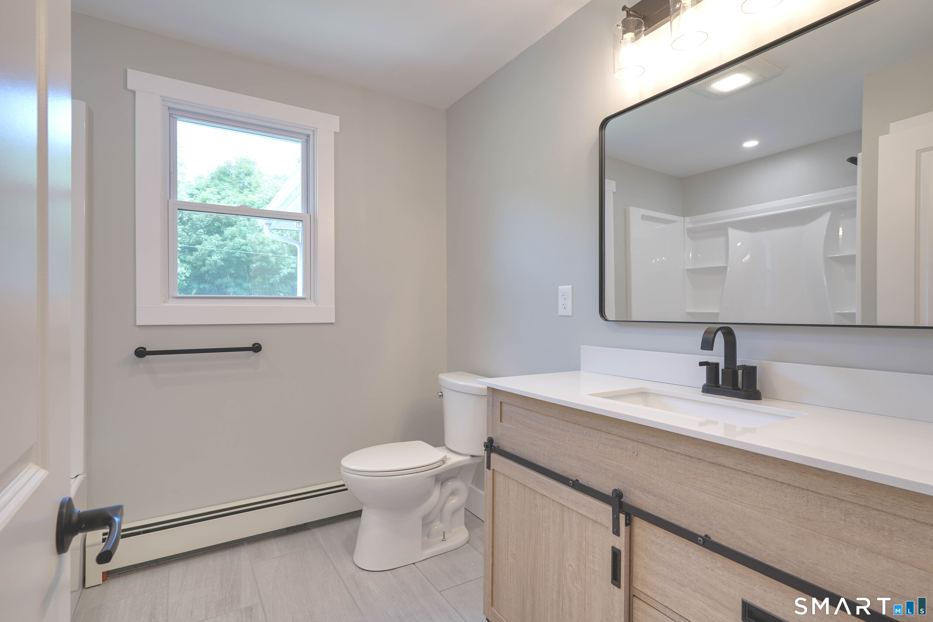 17 Wauregan Road Canterbury CT 06331