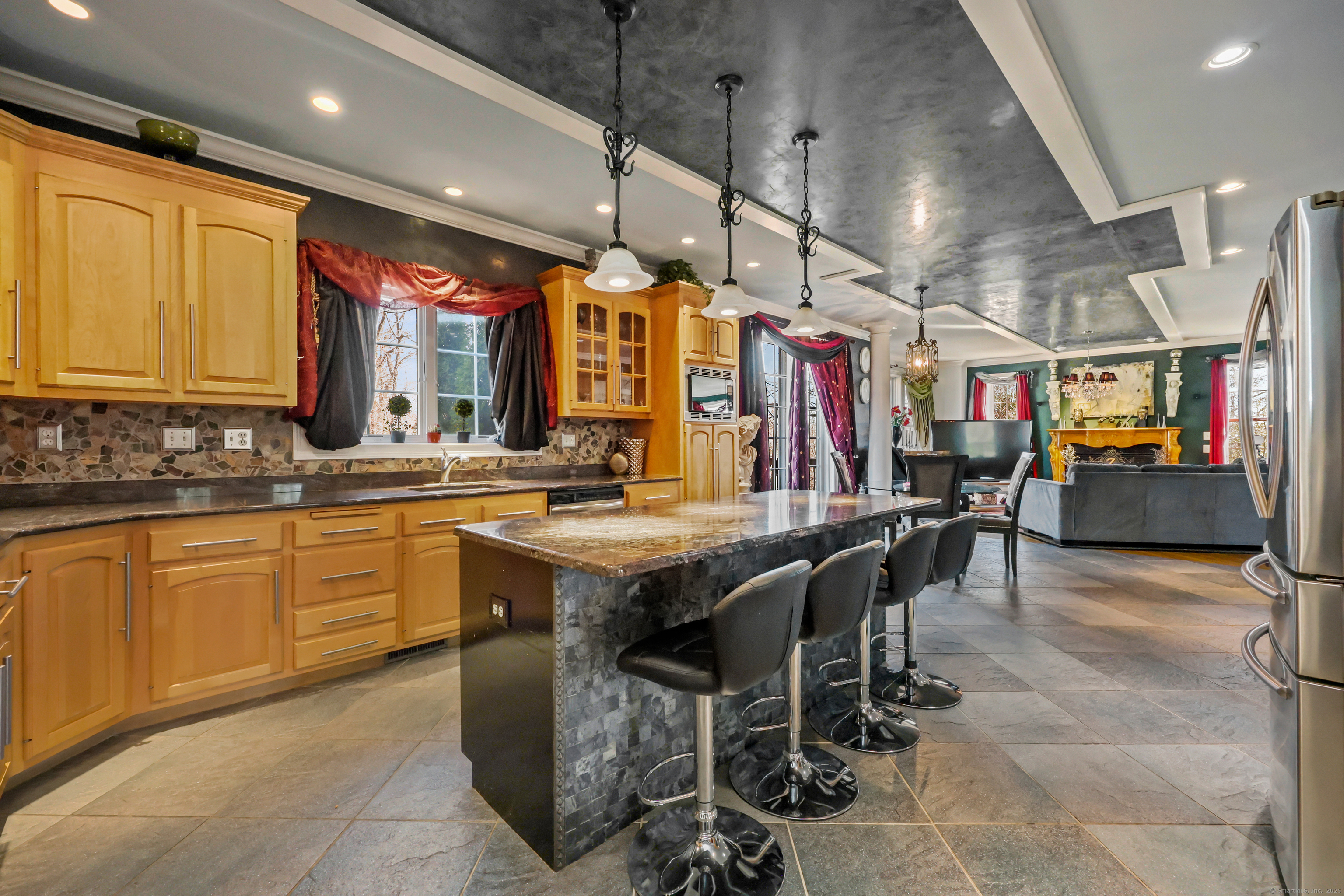 22 Angelas Way Burlington CT 06013