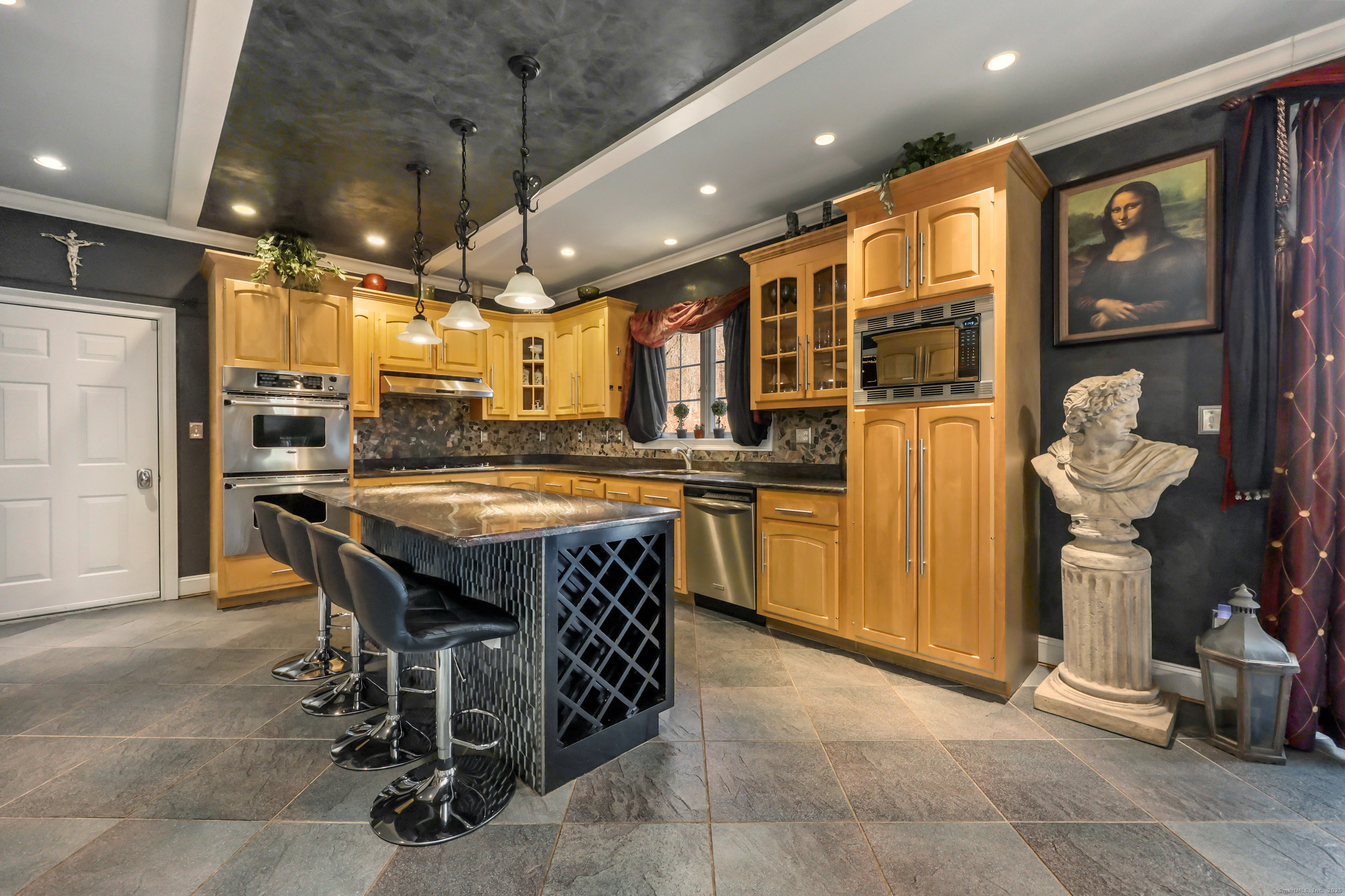 22 Angelas Way Burlington CT 06013