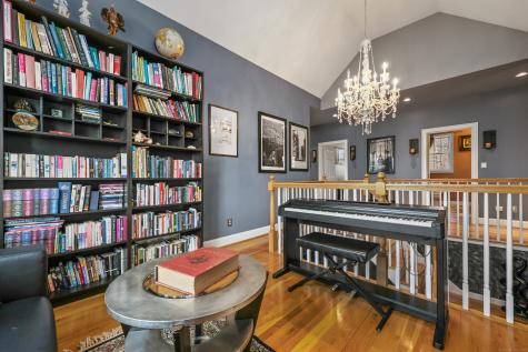 22 Angelas Way Burlington CT 06013