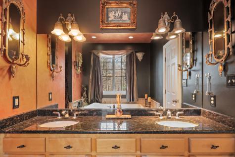 22 Angelas Way Burlington CT 06013