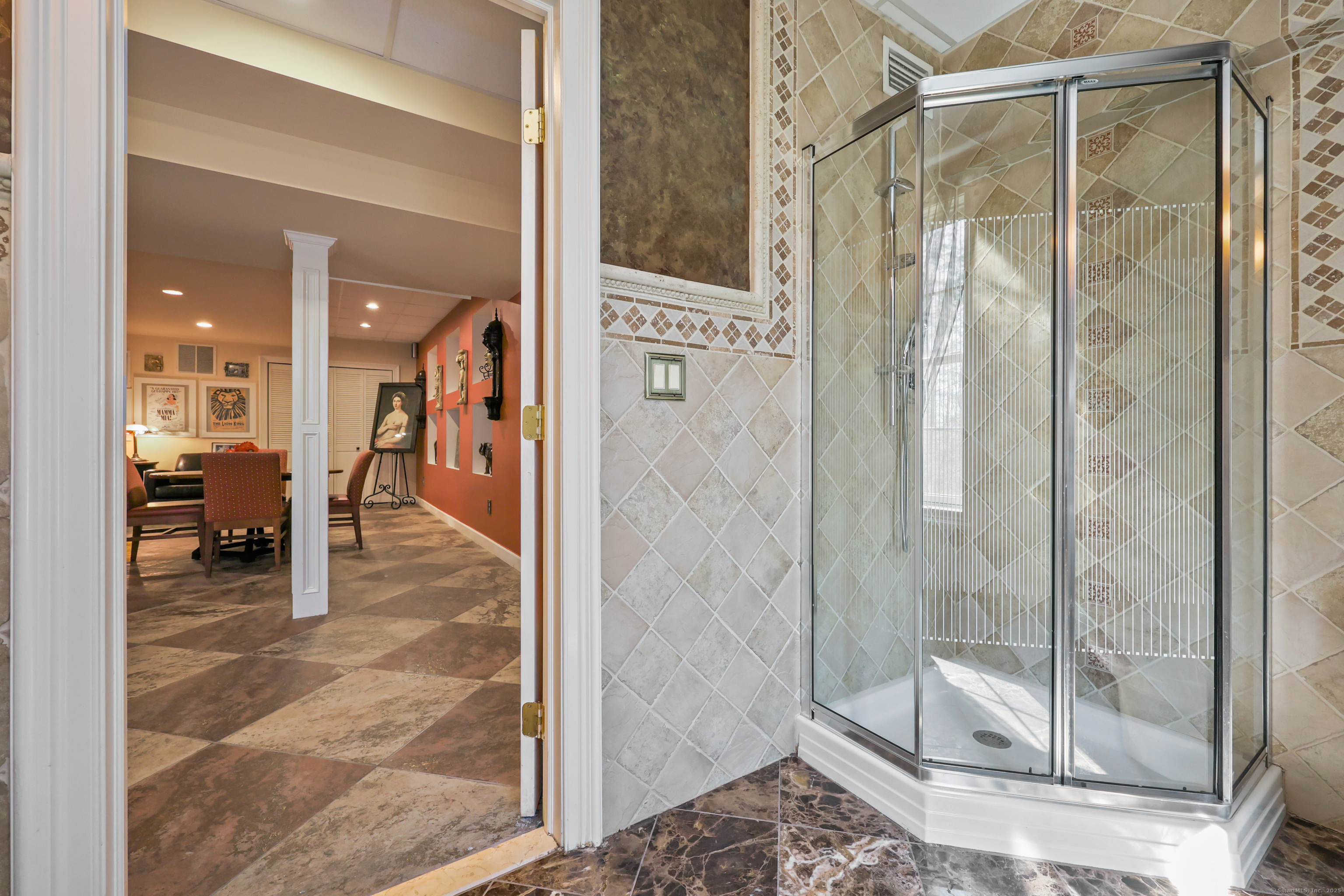 22 Angelas Way Burlington CT 06013