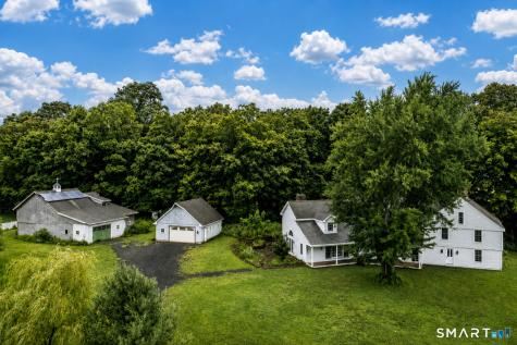 19 High Street Middlefield CT 06455
