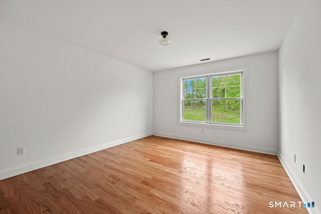8 Ridgewood Club Road Prospect CT 06712