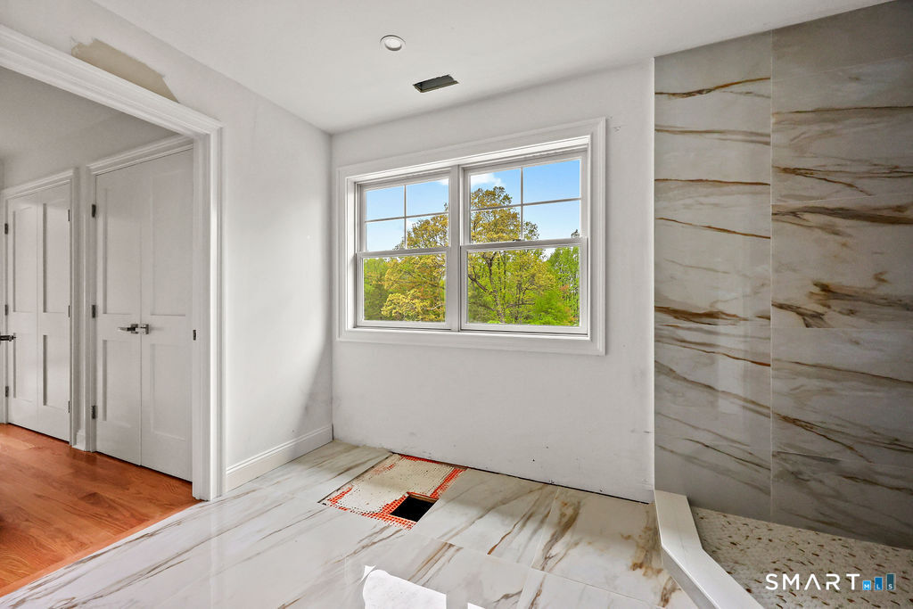 8 Ridgewood Club Road Prospect CT 06712